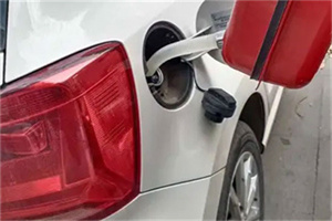 右江区24小时救援车收费标准